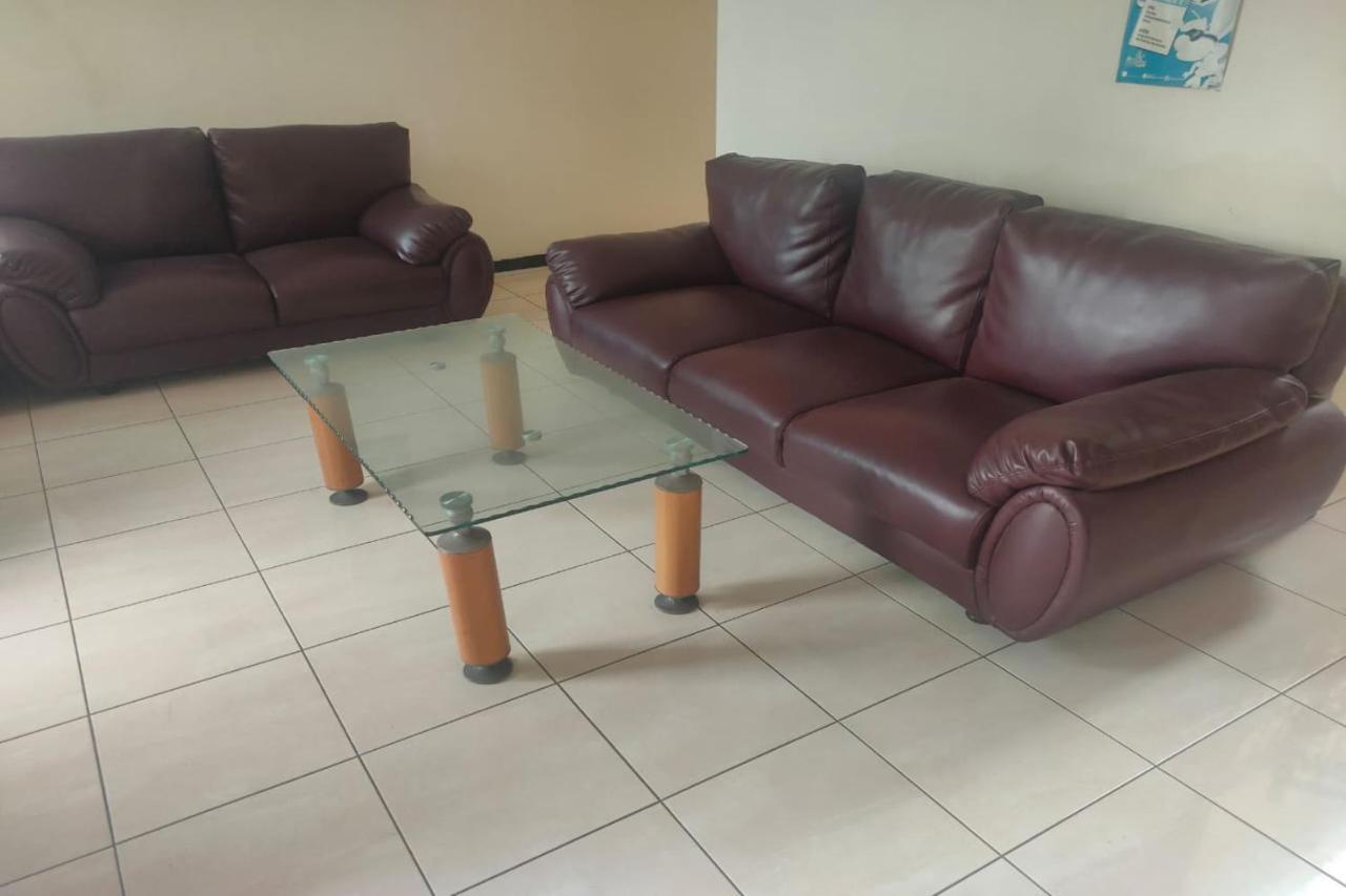 Oyo 91209 Arjuna Residence Syariah Sby Surabaya Dış mekan fotoğraf